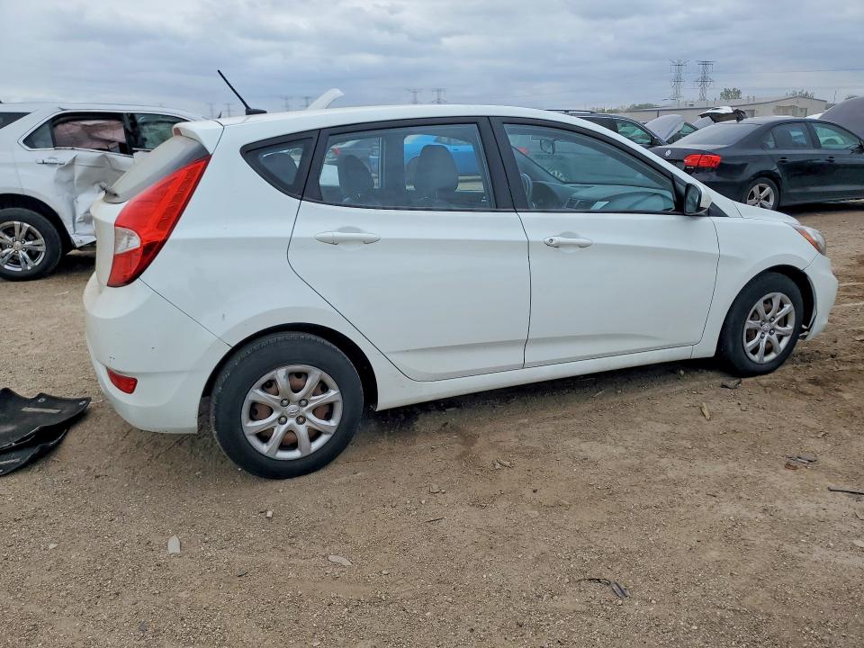 2013 Hyundai Accent VIN KMHCT5AE7DU136678 COPART salvage auction — FRONT END, Il - Salvage Certificate, sold $325 on 2026-07-28 (photo 3)