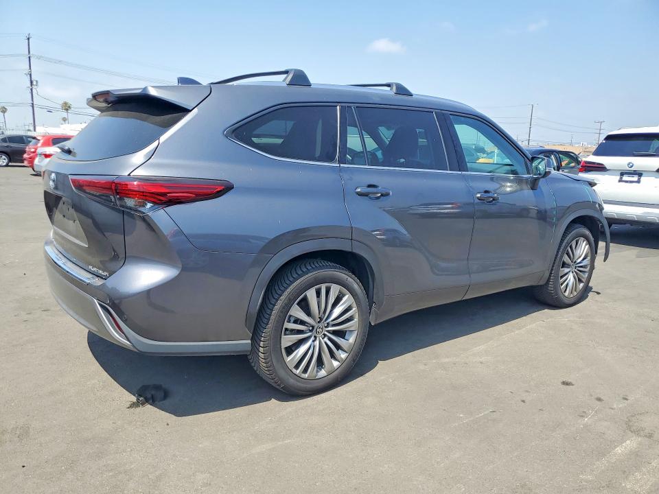 2021 Toyota Highlander VIN 5TDFZRAH5MS039789 COPART salvage auction — FRONT END, Ca - Salvage Certificate, sold $17,100 on 2026-07-13 (photo 3)