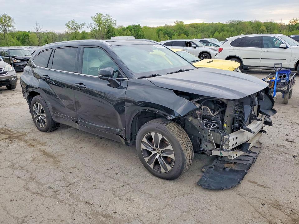 2022 Toyota Highlander VIN 5TDGZRBH8NS576192 COPART salvage auction — FRONT END, Ny - Mv-907A Salvage Certificate, sold $13,000 on 2026-07-09 (photo 4)