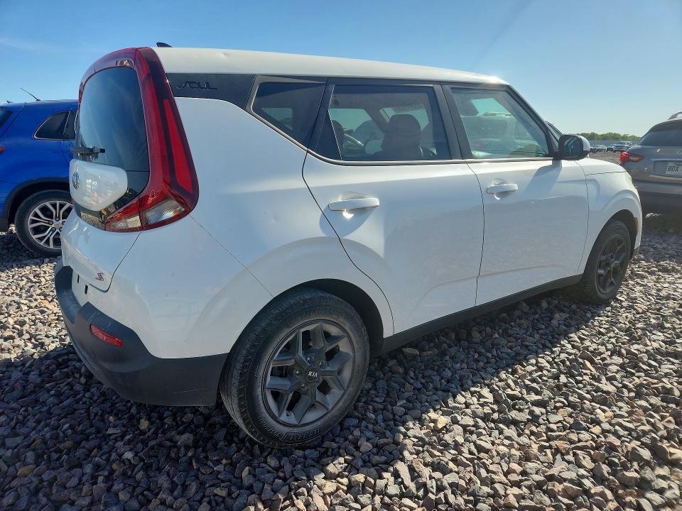 2021 Kia VIN KNDJ23AU7M7137421 COPART salvage auction — HAIL, MO - SALVAGE CERTIFICATE OF TITLE, sold $3,600 on 2026-07-27 (photo 3)