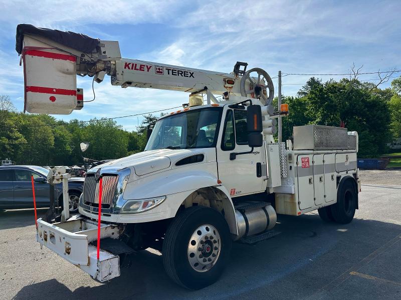 2011 International 4000 series VIN 1HTMKAAR3BH319642 — COPART salvage auction photo