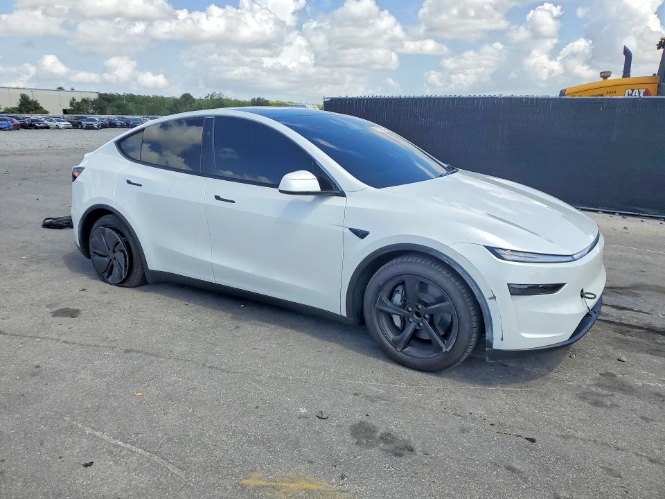 2026 Tesla Model y VIN 7SAYGDED6TA485641 COPART salvage auction — FRONT END, FL - CERT OF TITLE SLVG REBUILDABLE, sold $20,600 on 2026-07-02 (photo 4)