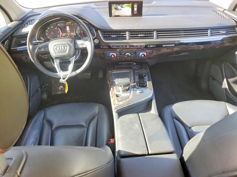 2018 Audi Q7 VIN WA1LAAF72JD022946 COPART salvage auction — MINOR DENT/SCRATCHES, Wv - Dealer Only Clean Title (P), sold $6,400 on 2026-07-29 (photo 8)