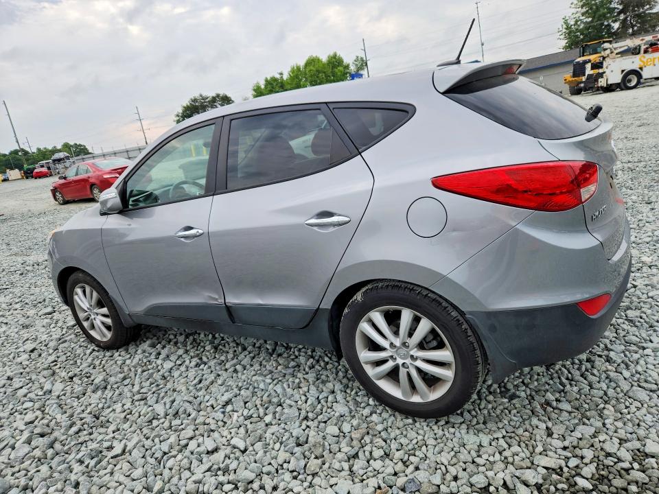 2012 Hyundai Tucson VIN KM8JU3ACXCU530875 COPART salvage auction — NORMAL WEAR, Ca - Dealer Only Clean Title, sold $150 on 2026-07-29 (photo 2)