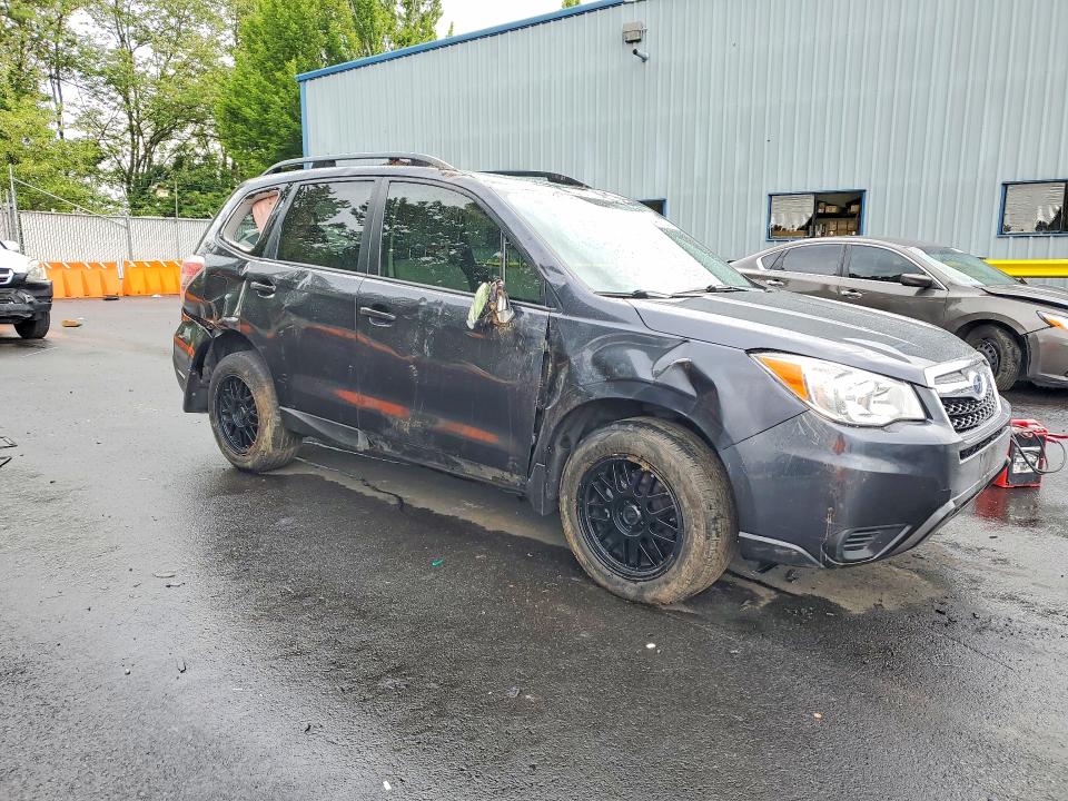 2015 Subaru Forester VIN JF2SJAGC2FH508963 COPART salvage auction — ROLLOVER, Or - Salvage Title Certificate, sold $1,600 on 2026-07-06 (photo 4)