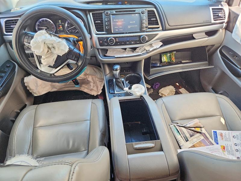 2014 Toyota Highlander VIN 5TDJKRFH4ES031501 COPART salvage auction — FRONT END, Or - Salvage Title Certificate, sold $125 on 2026-07-29 (photo 8)