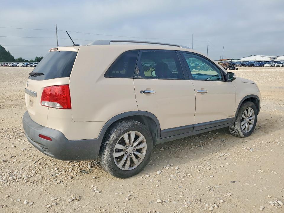 2011 Kia Sorento VIN 5XYKTDA26BG068842 COPART salvage auction — NORMAL WEAR, Tx - Storage Lien Papers (P), sold $1,550 on 2026-07-30 (photo 3)