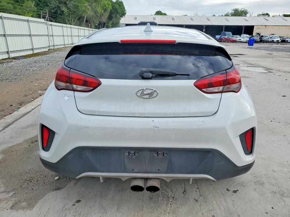 2020 Hyundai Veloster VIN KMHTG6AF4LU024843 COPART salvage auction — FRONT END, TX - SALVAGE VEHICLE TITLE, sold $3,350 on 2026-08-01 (photo 6)