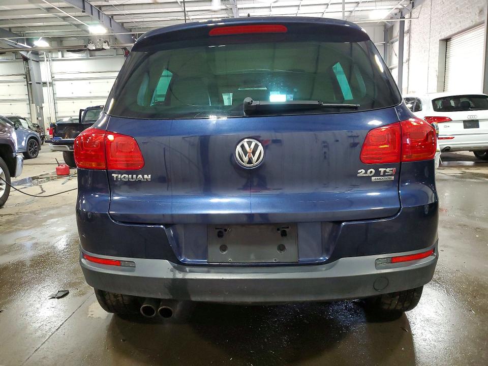 2015 Volkswagen Tiguan VIN WVGBV7AX3FW553533 COPART salvage auction — VANDALISM, Mn - Cert Of Title-Prior Salvage, sold $2,050 on 2026-08-11 (photo 6)