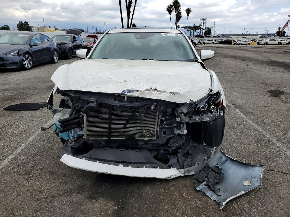 2016 Mazda 6 VIN JM1GJ1T56G1435098 COPART salvage auction — FRONT END, CA - SALVAGE CERTIFICATE, sold $1,750 on 2026-07-24 (photo 5)