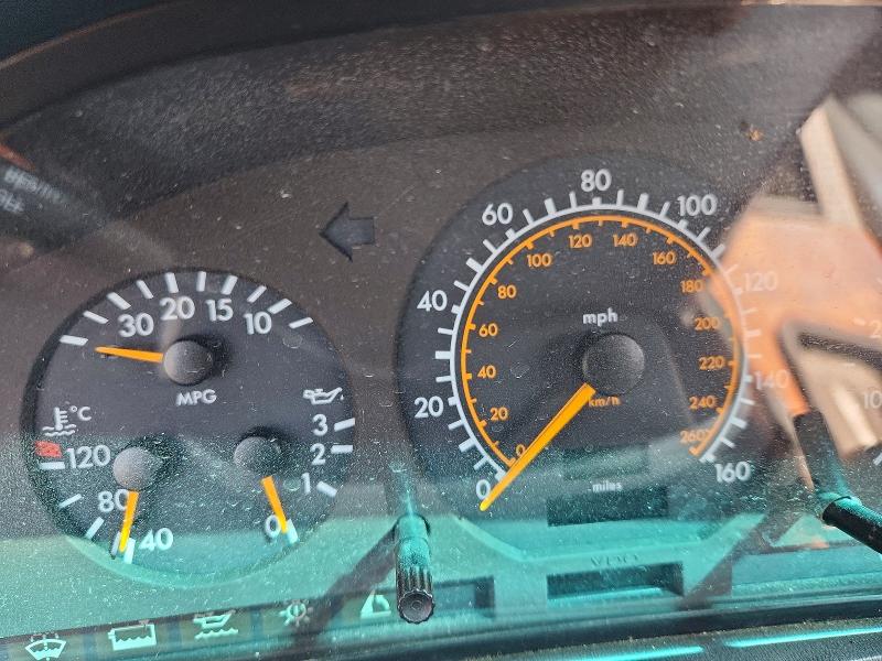 1991 Mercedes-benz Sl-klasse VIN WDBFA66E2MF018840 COPART salvage auction — FRONT END, Ca - Dis/Dlr/Exp Only Clean Title, sold $2,050 on 2026-07-06 (photo 9)