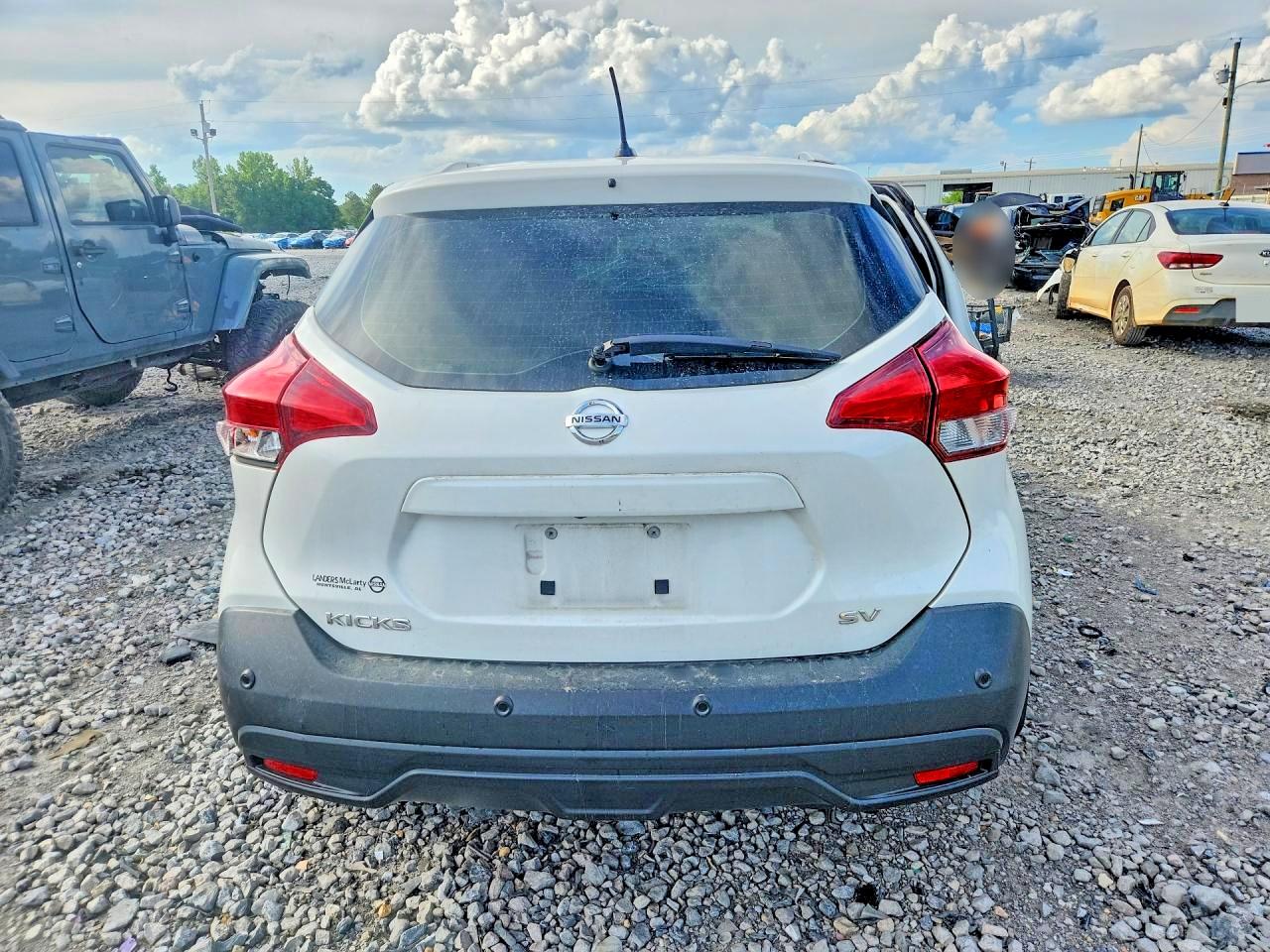 2020 Nissan Kicks VIN 3N1CP5CV0LL575139 COPART salvage auction — All Over, AL - CERT OF TITLE-SALVAGE TITLE, sold $1,400 on 2026-07-09 (photo 6)