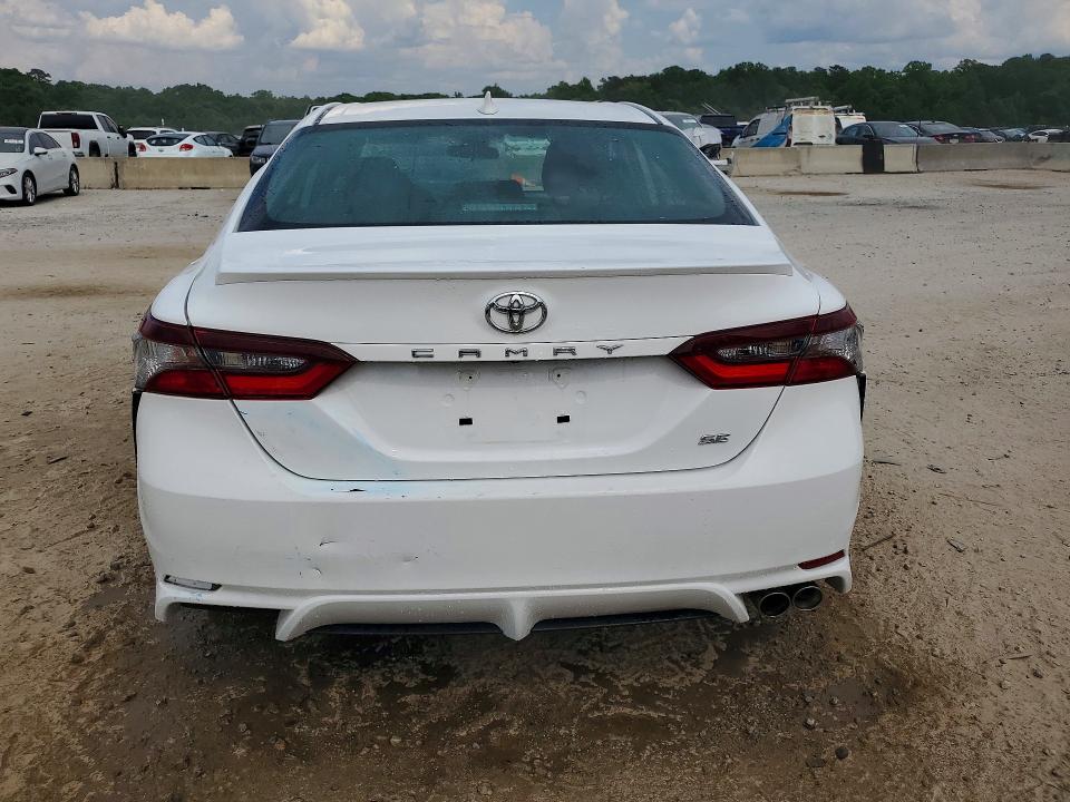 2024 Toyota Camry VIN 4T1G11AK2RU843314 COPART salvage auction — MINOR DENT/SCRATCHES, Fl - Certificate Of Title (P), sold $15,200 on 2026-07-30 (photo 6)