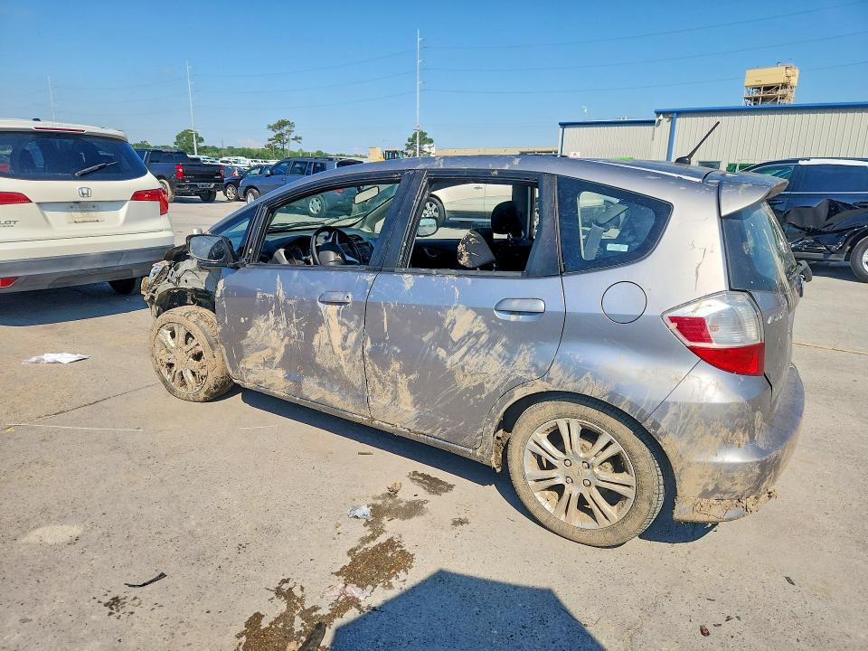 2009 Honda Fit VIN JHMGE88479S005539 COPART salvage auction — FRONT END, LA - CERT OF TITLE-SALVAGE, sold $250 on 2026-07-22 (photo 2)
