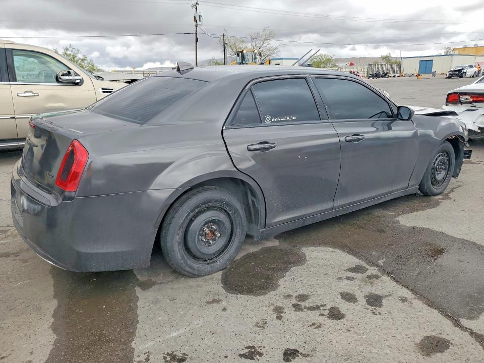 2016 Chrysler 300 VIN 2C3CCAAG9GH197606 COPART salvage auction — FRONT END, Salvage Title, sold $1,150 on 2026-07-24 (photo 3)