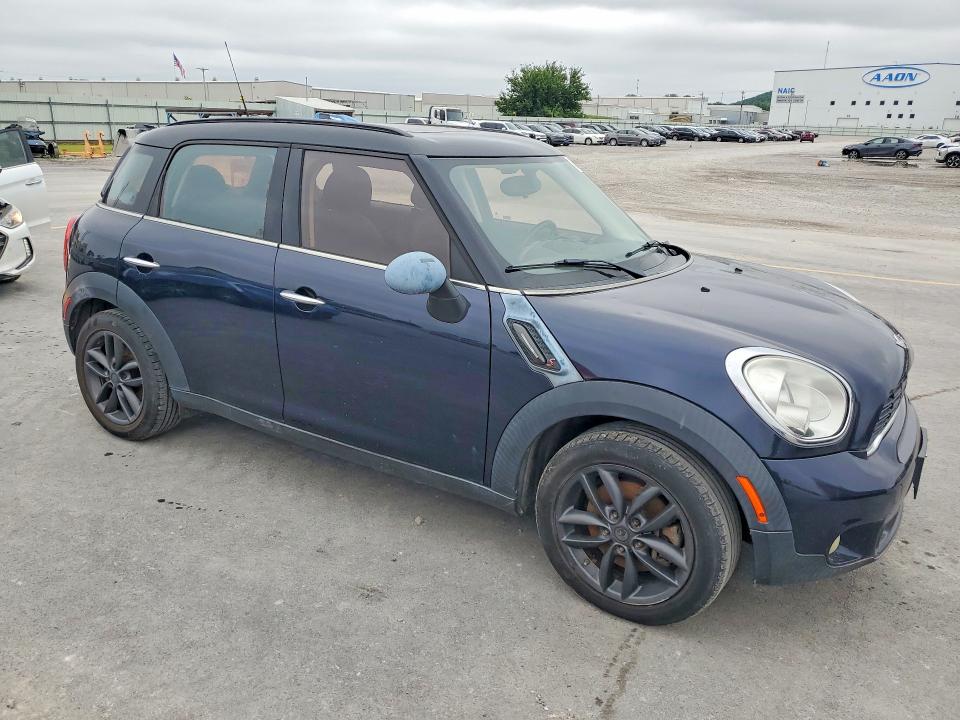 2012 Mini Cooper VIN WMWZC3C58CWL84115 COPART salvage auction — MECHANICAL, Ok - Certificate Of Title, sold $750 on 2026-07-29 (photo 4)