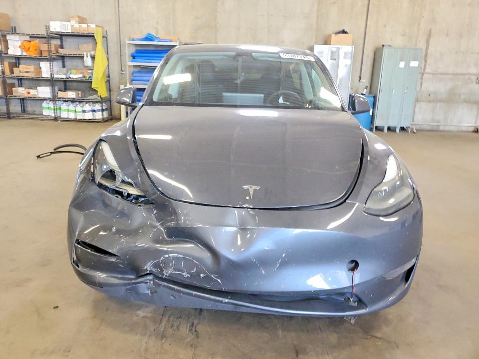 2023 Tesla Model y VIN 7SAYGDEF2PF600553 COPART salvage auction — FRONT END, Mn - Cert Of Title-Salvage, sold $8,300 on 2026-07-30 (photo 5)