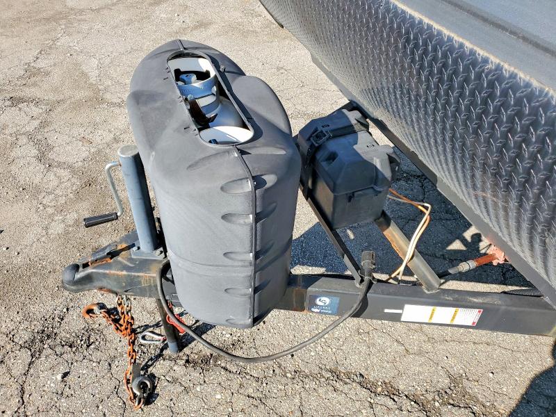 2018 Prowler Lynx VIN 5SFPB292XJE364761 COPART salvage auction — MINOR DENT/SCRATCHES, MI - DEALER ONLY CLEAN TITLE, sold $6,950 on 2026-07-14 (photo 7)