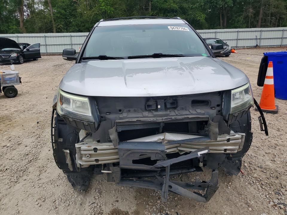 2017 Ford Explorer VIN 1FM5K7D8XHGA44885 COPART salvage auction — FRONT END, Nc - Salvage Certificate Of Title, sold $3,100 on 2026-07-03 (photo 5)
