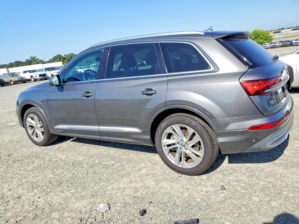 2020 Audi Q7 VIN WA1LXAF7XLD002820 COPART salvage auction — NORMAL WEAR, CA - DIS/DLR/EXP ONLY CLEAN TITLE, sold $13,100 on 2026-07-07 (photo 2)