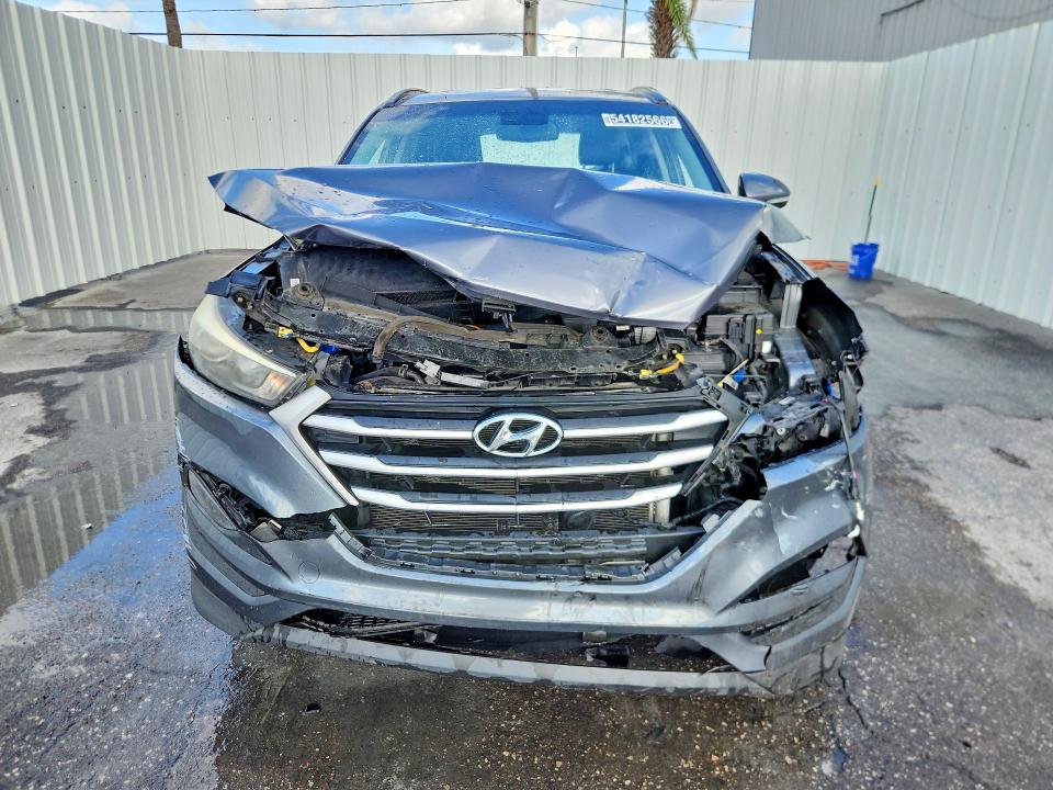 2018 Hyundai Tucson VIN KM8J33A41JU622093 COPART salvage auction — FRONT END, Fl - Certificate Of Title, sold $1,700 on 2026-07-14 (photo 5)