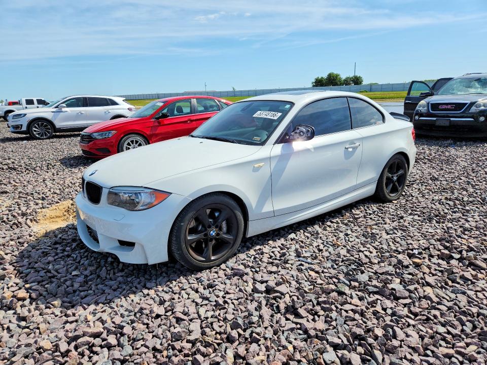 2013 BMW 1er VIN WBAUC9C5XDVM13599 — COPART salvage auction photo