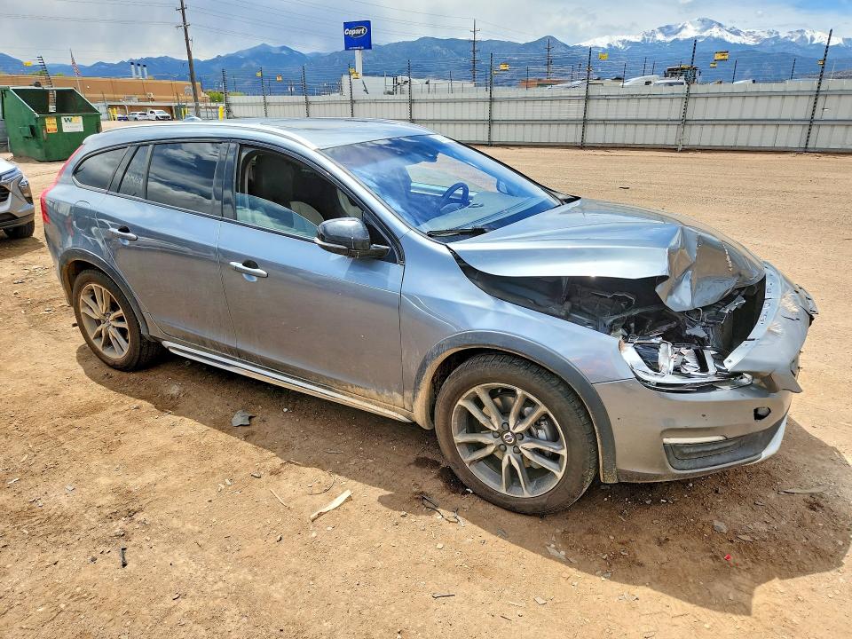2017 Volvo V60 VIN YV440MWKXH1025766 COPART salvage auction — FRONT END, Co - Salvage Title, sold $625 on 2026-07-13 (photo 4)