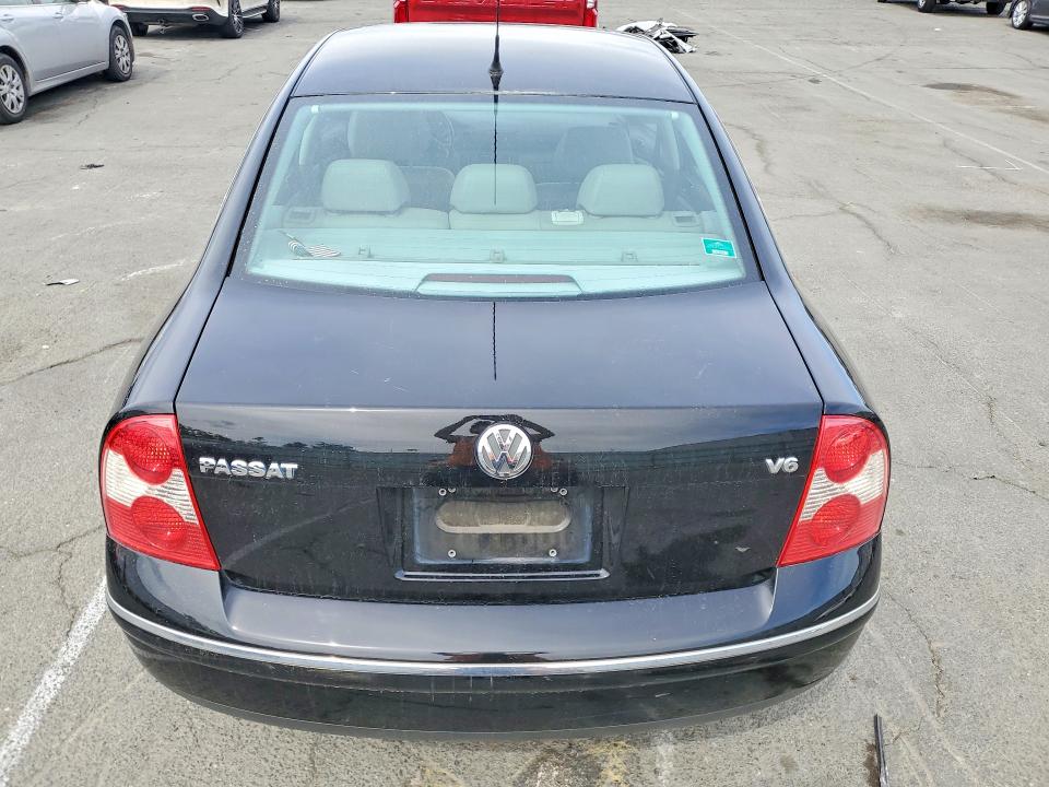 2003 Volkswagen Passat VIN WVWRH63B93P035843 COPART salvage auction — MINOR DENT/SCRATCHES, Ca - Dis/Dlr/Exp Only Clean Title, sold $125 on 2026-07-06 (photo 6)