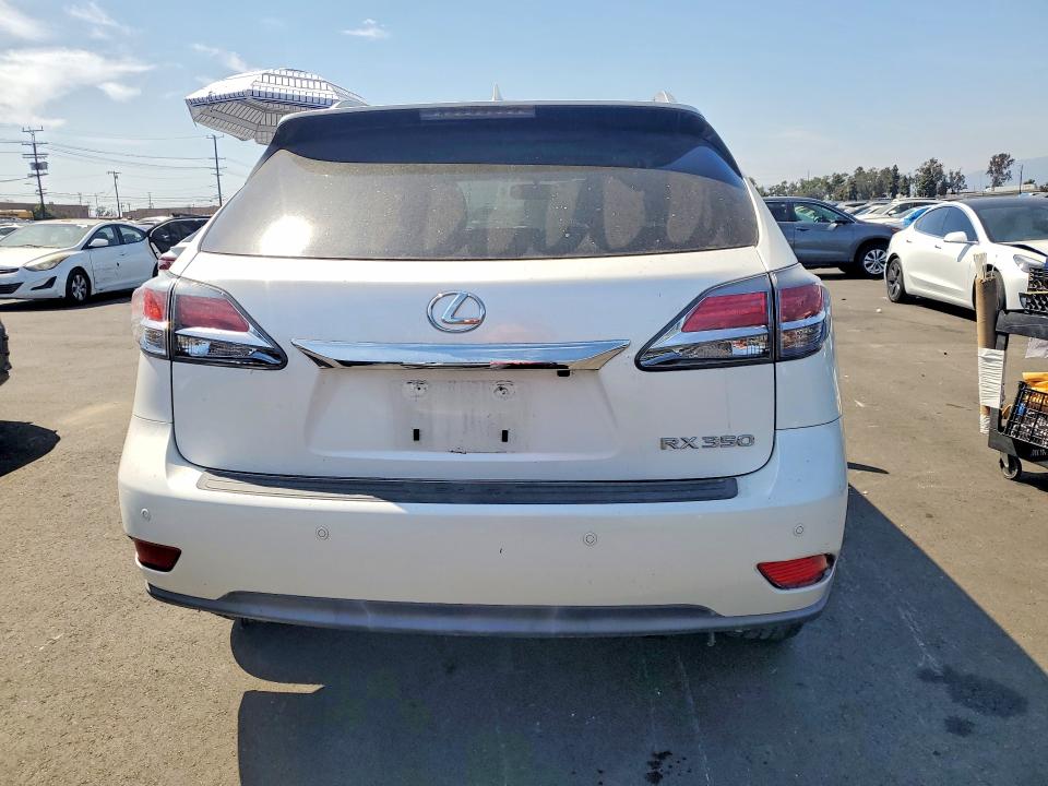 2015 Lexus VIN JTJBK1BA8F2474142 COPART salvage auction — MINOR DENT/SCRATCHES, Ca - App For Dup Clean Or Ac, sold $14,400 on 2026-07-27 (photo 6)