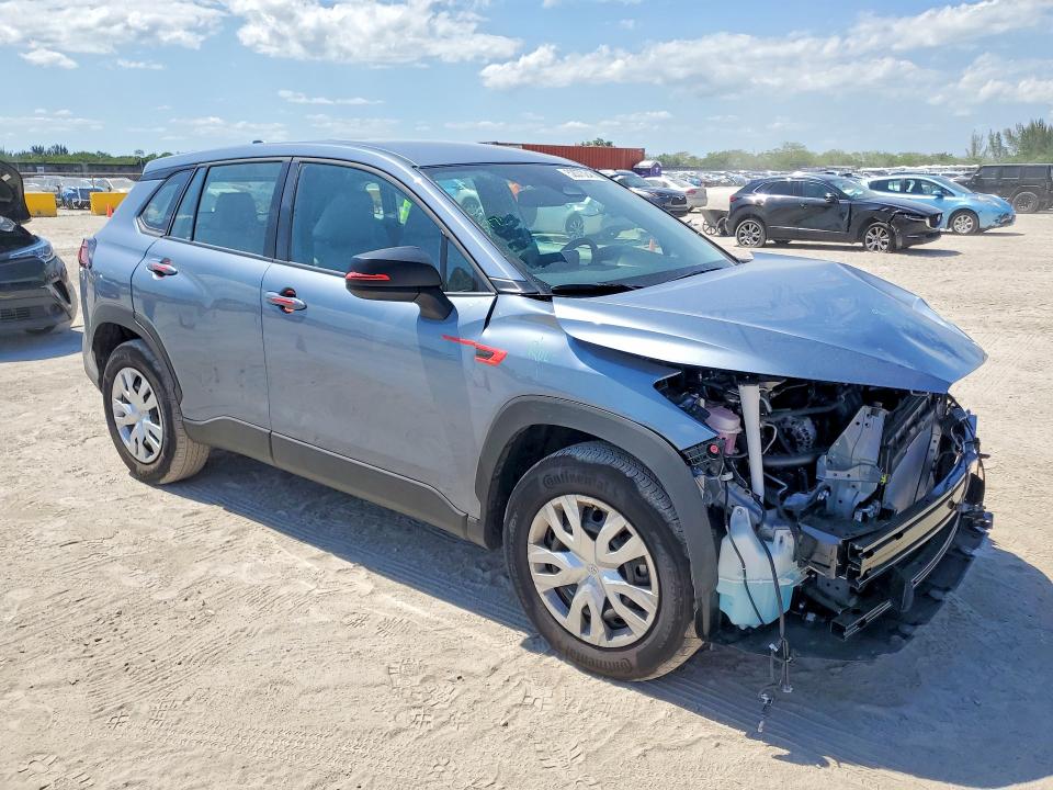 2026 Toyota Corolla cross VIN 7MUAAAAG2TV182374 COPART salvage auction — FRONT END, FL - CERT OF TITLE SLVG REBUILDABLE, sold $100 on 2026-07-29 (photo 4)