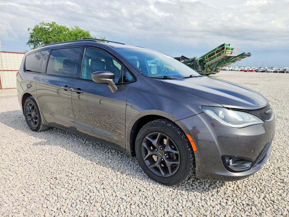 2018 Chrysler Pacifica VIN 2C4RC1EG6JR257844 COPART salvage auction — HAIL, Tx - Certificate Of Title, sold $7,700 on 2026-07-31 (photo 4)