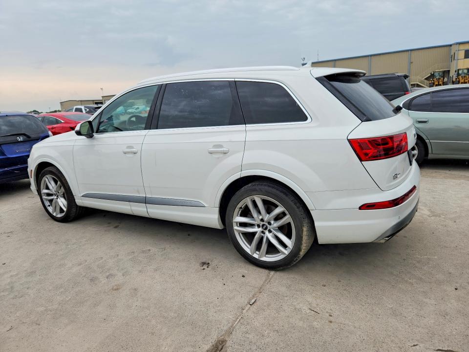 2017 Audi Q7 VIN WA1VAAF78HD048017 COPART salvage auction — MECHANICAL, Tx - Certificate Of Title, sold $5,700 on 2026-08-25 (photo 2)