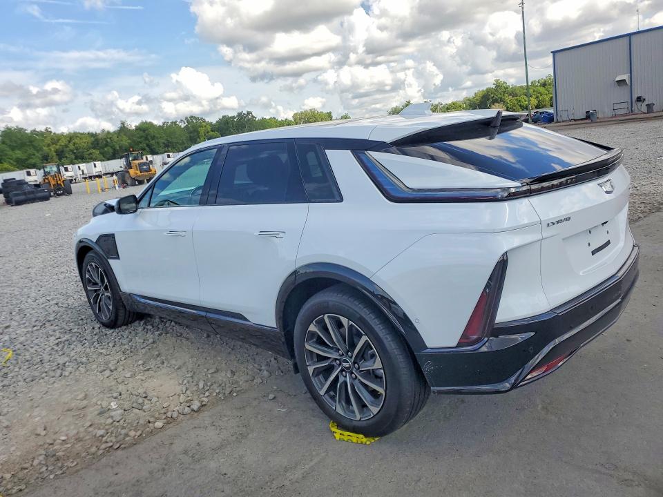2026 Cadillac Lyriq VIN 1GYKPURL4TZ301616 COPART salvage auction — FRONT END, Fl - Cert Of Title Slvg Rebuildable, sold $18,300 on 2026-07-08 (photo 2)
