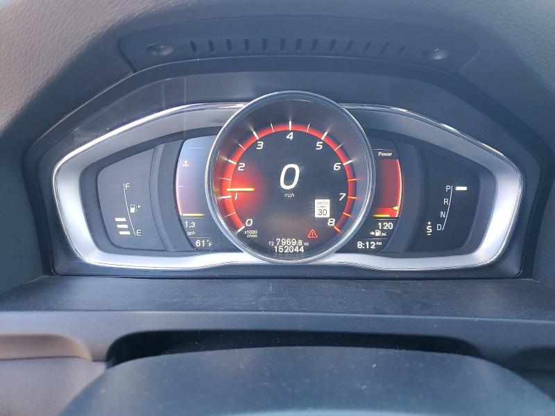 2017 Volvo VIN YV440MWM6H1039150 COPART salvage auction — SIDE, CO - PUBLIC - SALVAGE TITLE, sold $2,700 on 2026-07-07 (photo 9)
