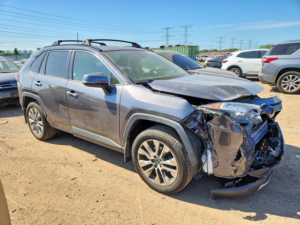 2019 Toyota Rav 4 VIN JTMN1RFV0KJ017937 COPART salvage auction — FRONT END, IL - SALVAGE CERTIFICATE, sold $9,800 on 2026-07-28 (photo 4)