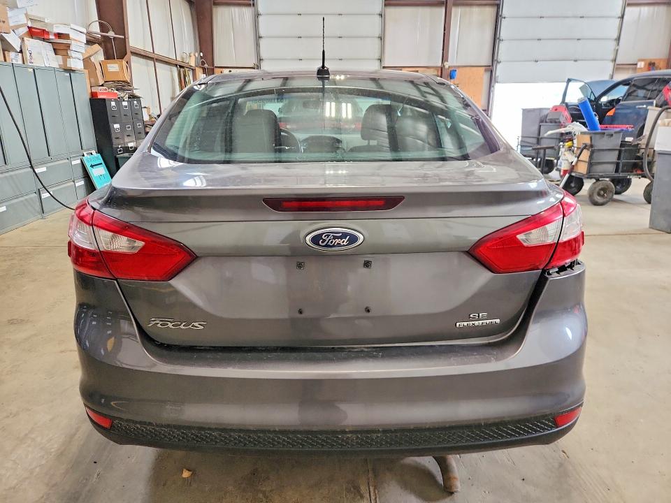 2014 Ford VIN 1FADP3F25EL343647 COPART salvage auction — SIDE, Ab - Bos - Salvage, sold $400 on 2026-07-09 (photo 6)