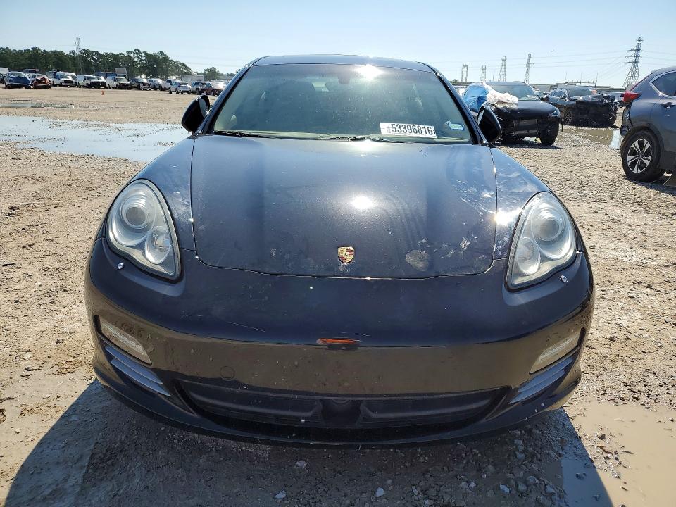 2010 Porsche Panamera VIN WP0AB2A76AL064422 COPART salvage auction — WATER/FLOOD, Tx - Salvage Title-Flood Damage, sold $2,600 on 2026-07-02 (photo 5)