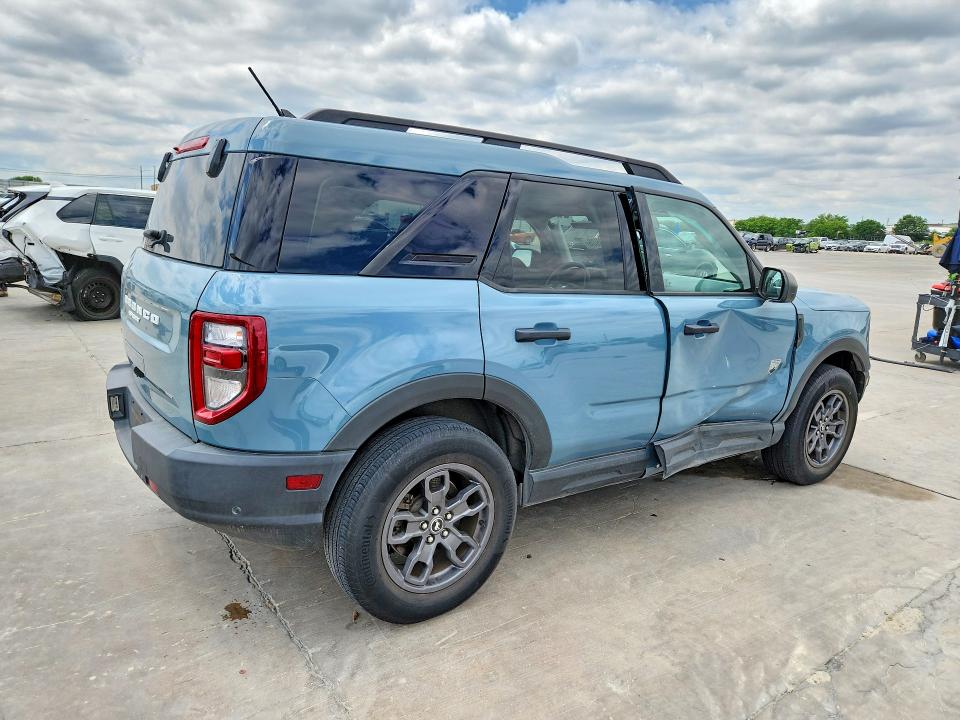 2022 Ford Bronco VIN 3FMCR9B66NRD59235 COPART salvage auction — SIDE, Tx - Salvage Vehicle Title, sold $8,600 on 2026-07-30 (photo 3)