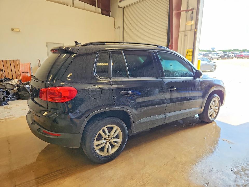2017 Volkswagen Tiguan VIN WVGAV7AXXHK016745 COPART salvage auction — MINOR DENT/SCRATCHES, Tx - Certificate Of Title, sold $600 on 2026-07-07 (photo 3)