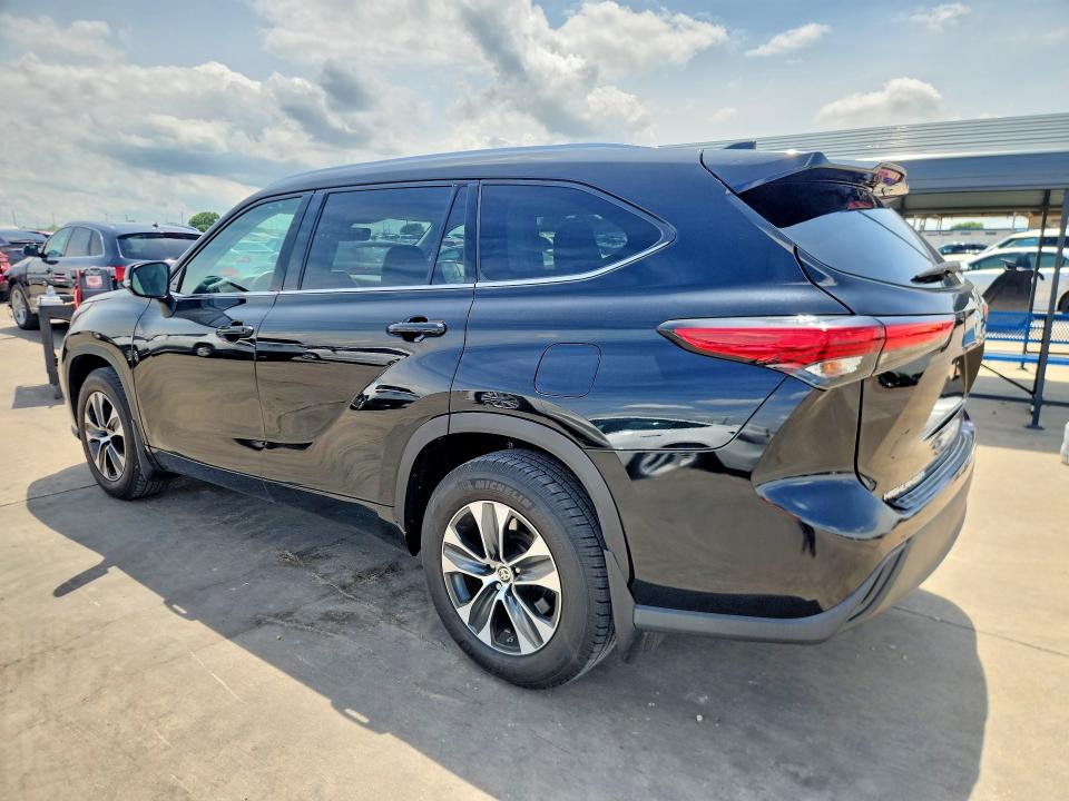 2021 Toyota Highlander VIN 5TDGZRBHXMS120399 COPART salvage auction — Hail, TX - CERTIFICATE OF TITLE, sold $21,500 on 2026-07-08 (photo 2)