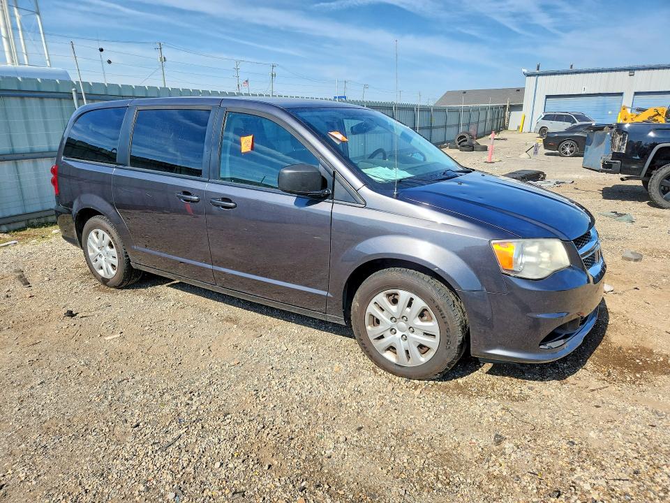 2018 Dodge Caravan VIN 2C4RDGBGXJR151076 COPART salvage auction — SIDE, Il - Salvage Certificate, sold $500 on 2026-07-03 (photo 4)