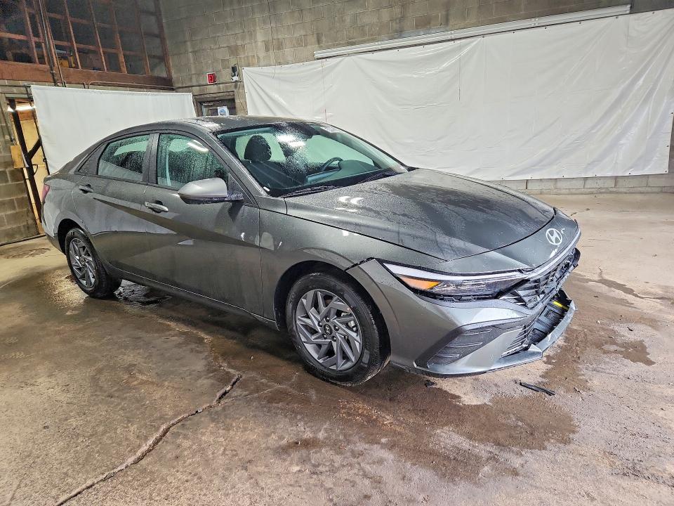 2026 Hyundai Elantra VIN KMHLM4DJ9TU201982 COPART salvage auction — REAR END, Va - Cert Of Title - Salvage, sold $5,800 on 2026-07-06 (photo 4)