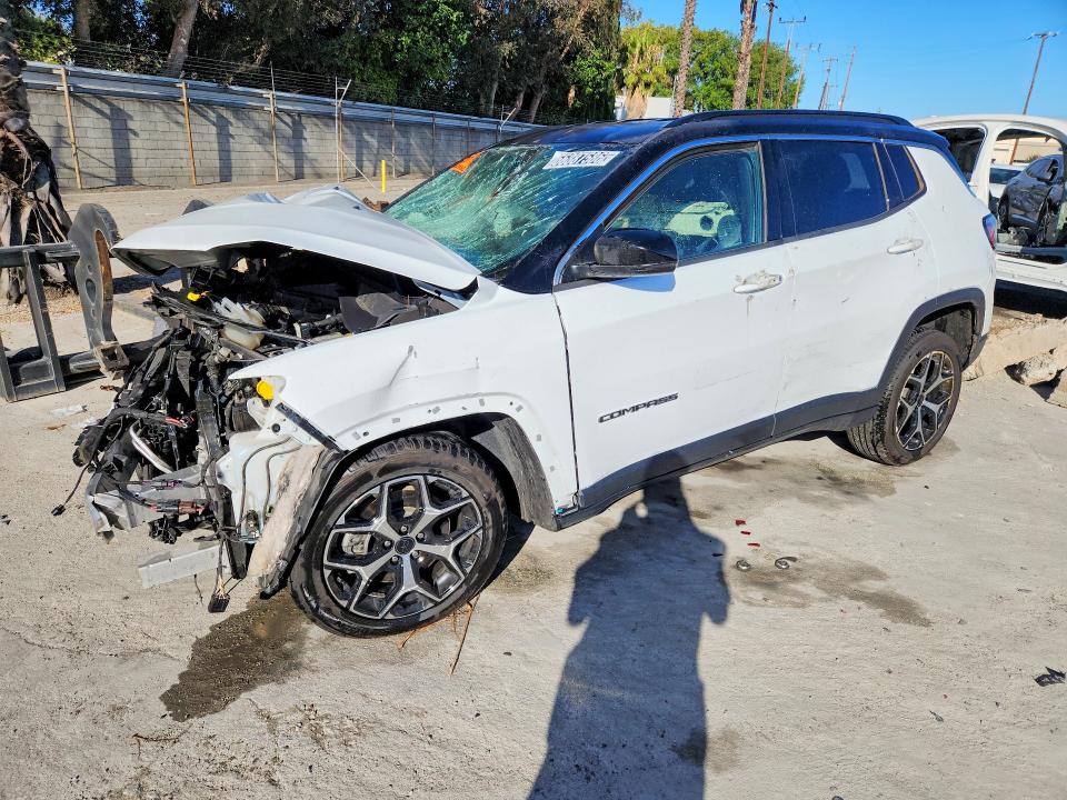 2025 Jeep Compass VIN 3C4NJDCNXST510136 COPART salvage auction — FRONT END, Ca - Salvage Certificate, sold $650 on 2026-07-10 (photo 1)