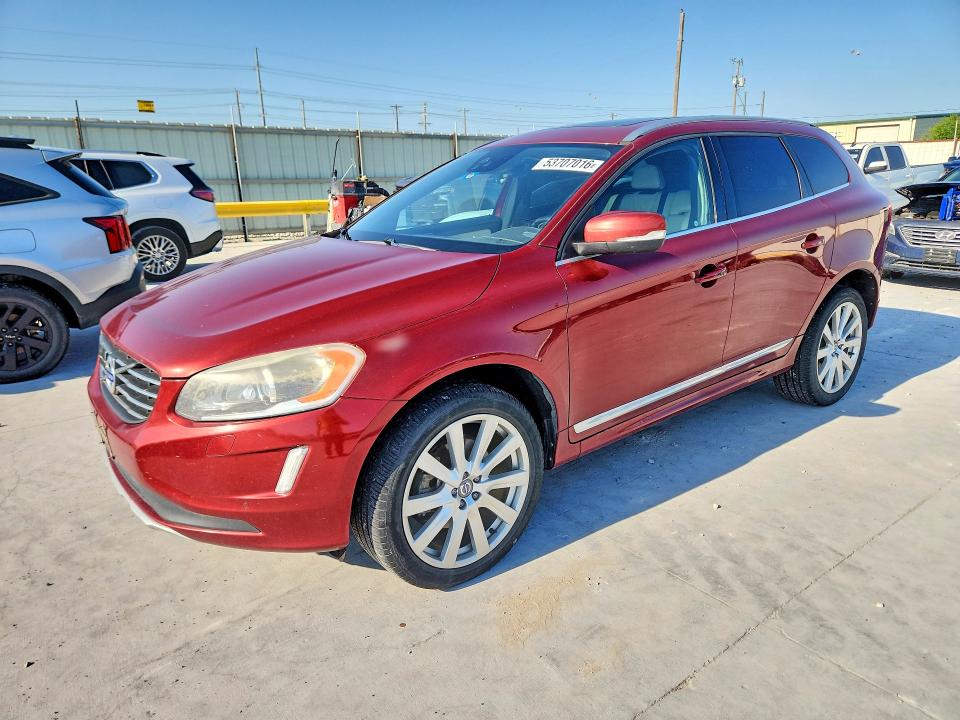 2015 Volvo VIN YV440MDM4F2740540 COPART salvage auction — SIDE, Tx - Salvage Vehicle Title, sold $2,700 on 2026-07-24 (photo 1)