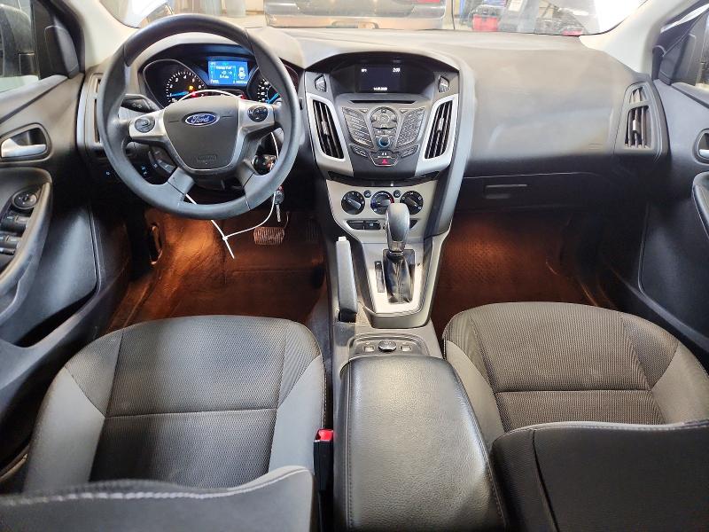 2014 Ford VIN 1FADP3F25EL343647 COPART salvage auction — SIDE, Ab - Bos - Salvage, sold $400 on 2026-07-09 (photo 8)