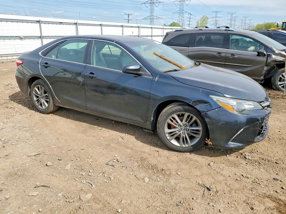2015 Toyota VIN 4T1BF1FK7FU103886 COPART salvage auction — WATER/FLOOD, Il - Salvage Cert-Flood, sold $1,500 on 2026-07-02 (photo 4)
