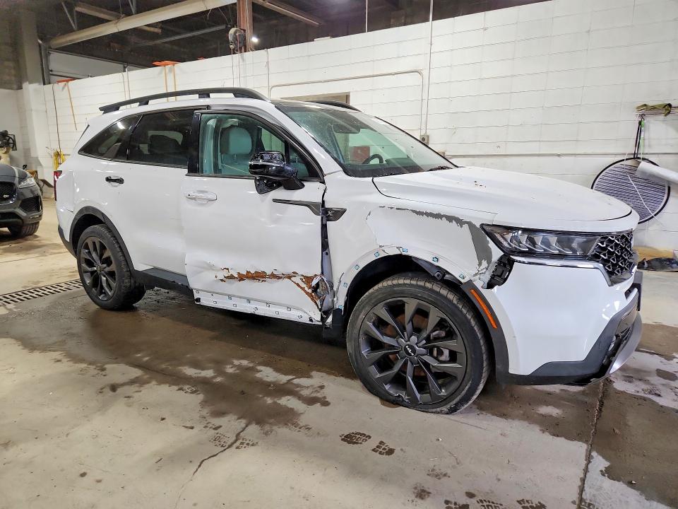 2023 Kia Sorento VIN 5XYRHDLF9PG174368 COPART salvage auction — SIDE, Mn - Cert Of Title-Salvage, sold $275 on 2026-07-02 (photo 4)