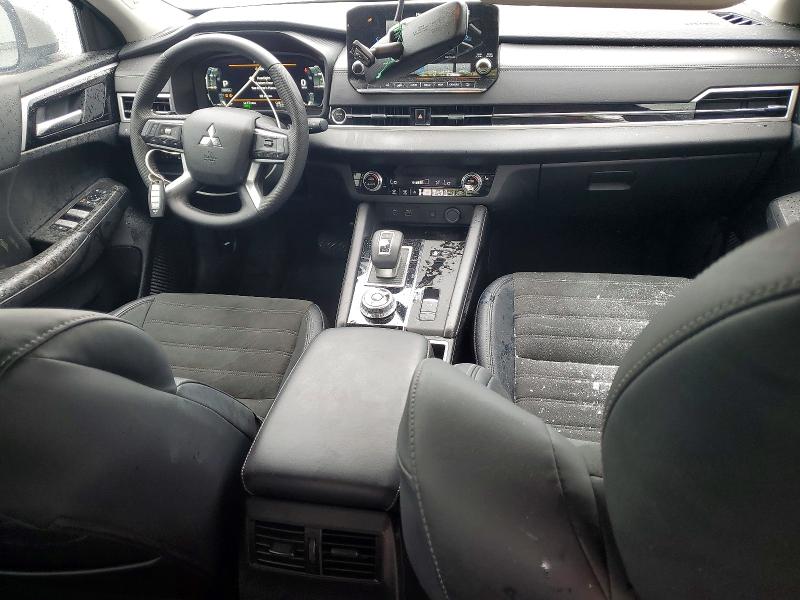 2025 Mitsubishi Outlander VIN JA4T5VA97SZ037497 COPART salvage auction — ROLLOVER, Pa - Certificate Of Salvage, sold $1,950 on 2026-07-28 (photo 8)