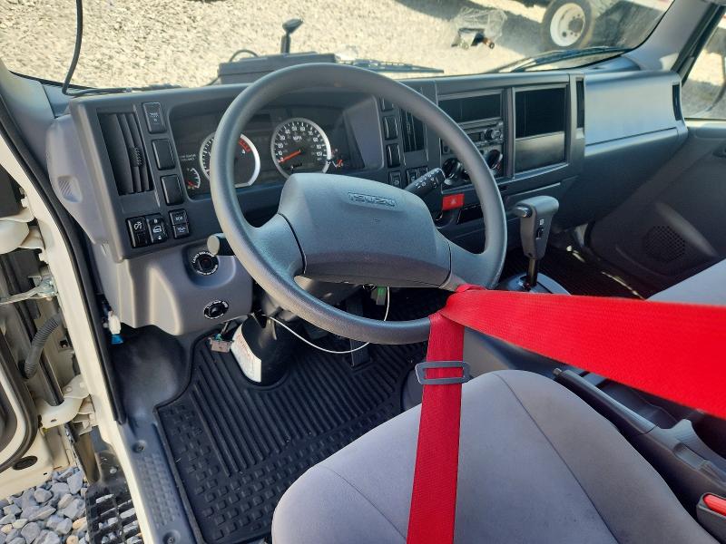 2020 Isuzu Nrr VIN JALE5W161L7303621 COPART salvage auction — NORMAL WEAR, Sd - Certificate Of Title, sold $14,800 on 2026-07-14 (photo 8)