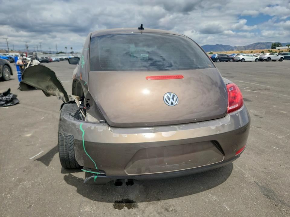 2015 Volkswagen Beetle VIN 3VWJ17ATXFM603124 COPART salvage auction — REAR END, Ca - Salvage Certificate, sold $1,350 on 2026-07-08 (photo 6)